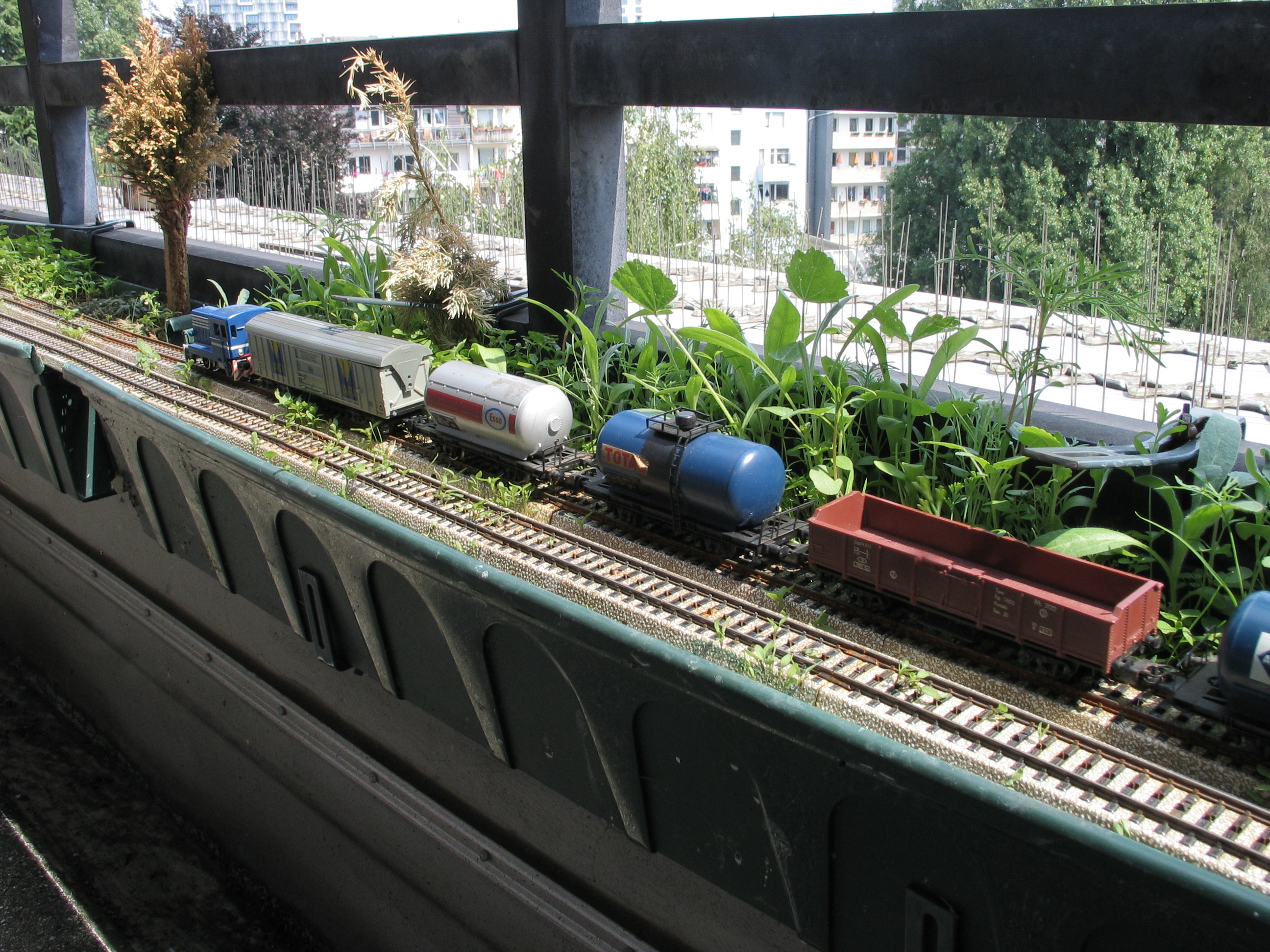 Balkonbahn (c) Rainer Kersten, CC-by-sa Balkonbahn