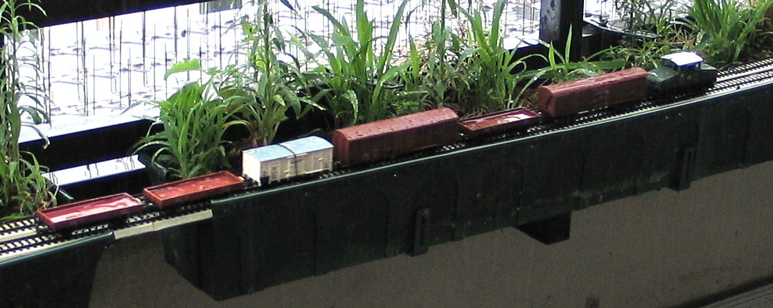 Gueterzug (c) Rainer Kersten, CC-by-sa Zug nei Regen